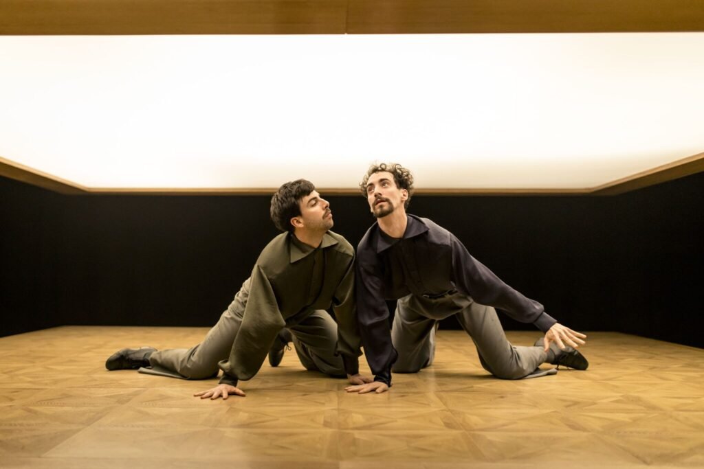 08 LosPerros lesaka 50 2048x1365 1 1