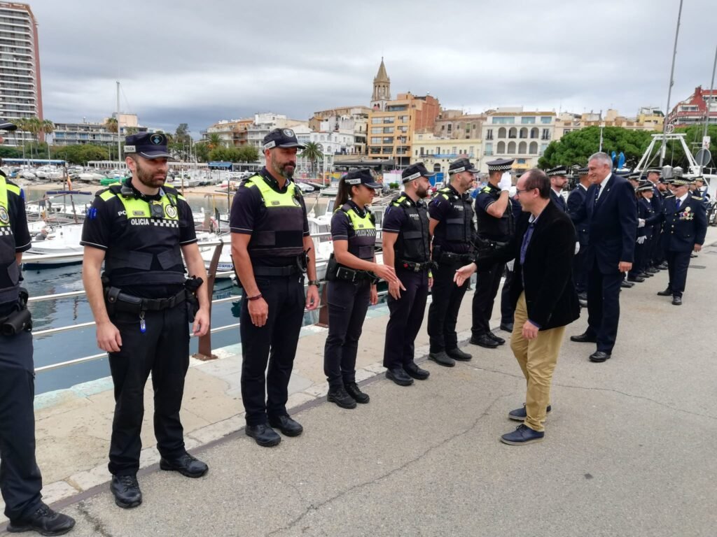 b92e15ee a986 4fb9 8f54 e9f4bdb4222b 1