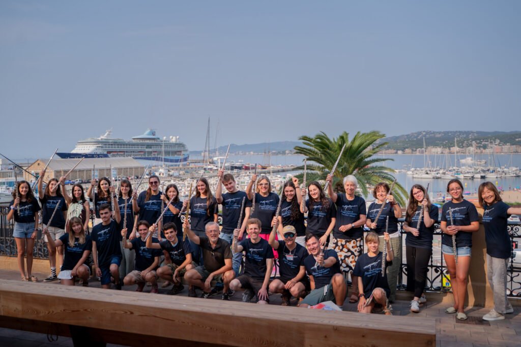 Èxit del primer Curs d’Estiu de Flauta Travessera, dirigit pel músic palamosí, Vicens Prats, que es tanca demà dissabte pensant ja en la segona edició 5 Curs de flauta Alumnes@Lluis Fonalleras scaled 1