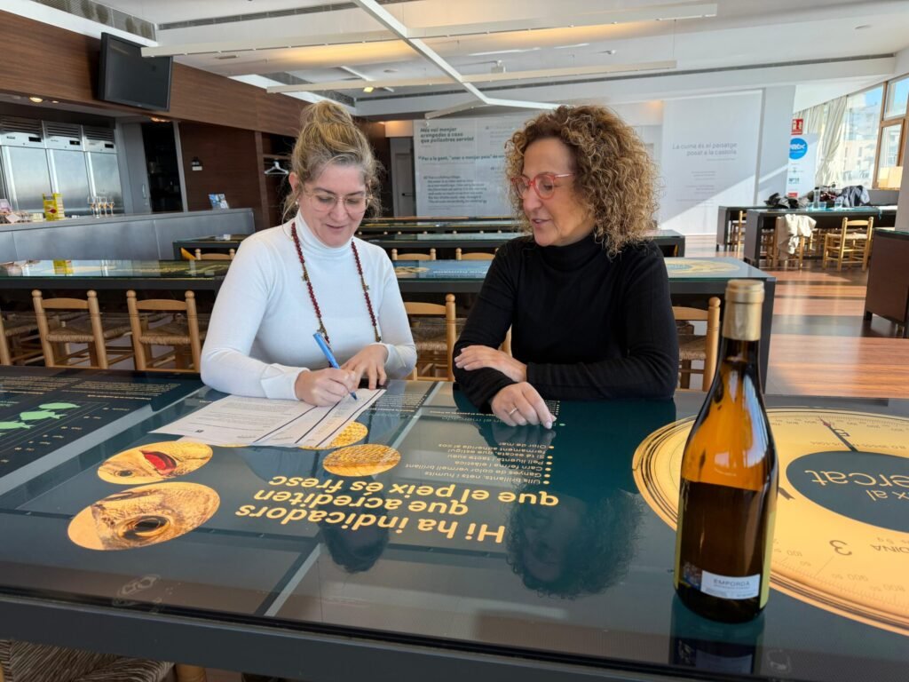 L’Espai del Peix de Palamós i la DO Empordà signen un conveni de col·laboració per a impulsar els productes del territori de manera conjunta 9 01 1 scaled 1