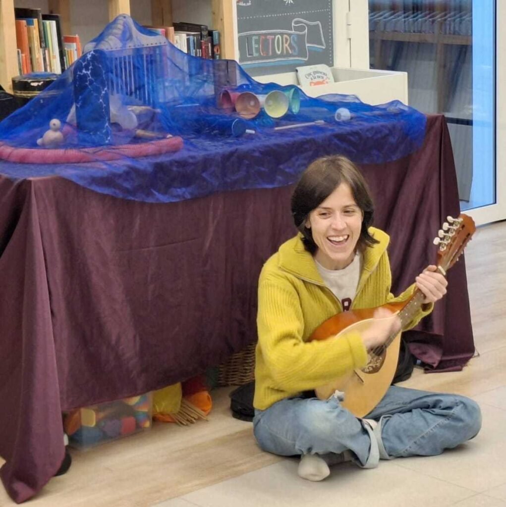 BiblioMenuts: Cantem i ballem! 1 descarga